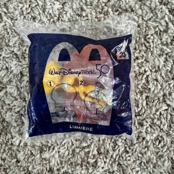 Walt Disney World 50th Anniversary Bundle - Picture 5 of 12